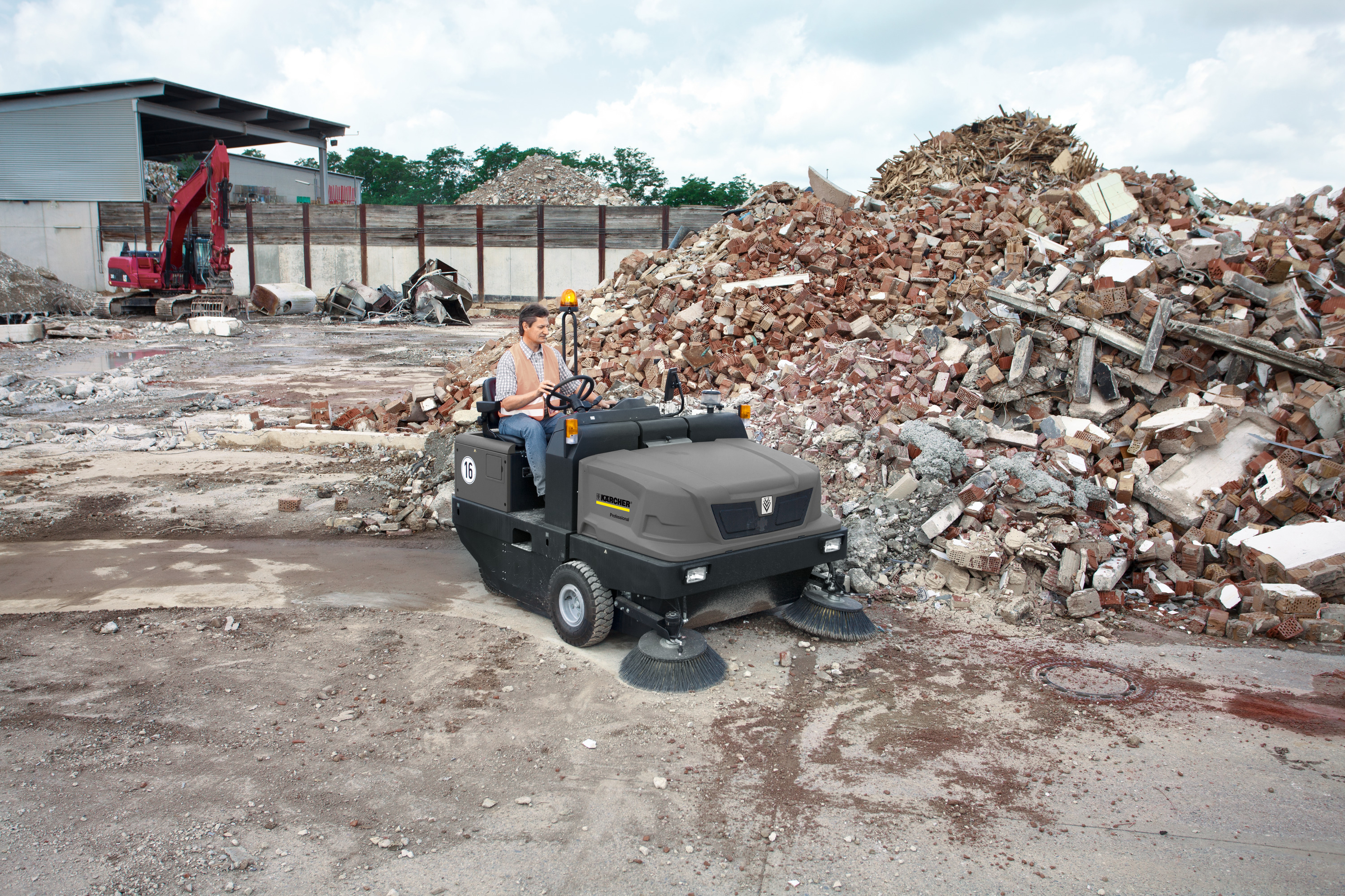 Kärcher Varredeira com Aspiração KM 170/600 R GLP